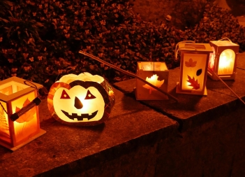 Lichterglanz und Tradition: Martinsumzug in Fürstenau am 11. November