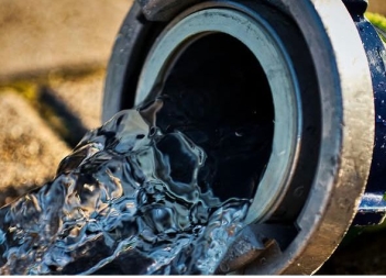 Löschgruppe kümmert sich um Hydranten